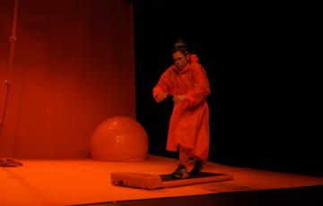 Alessandra García en la Sala Central Lechera 