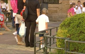 Los niños son más vulnerables ante las altas temperaturas y los golpes de calor 