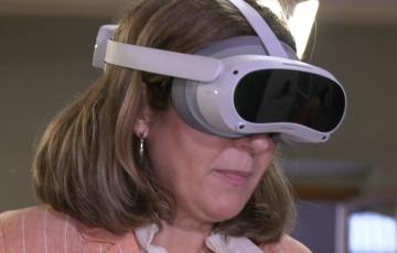 La consejera de empleo anuncia el uso de gafas virtuales para la búsqueda de empleo.