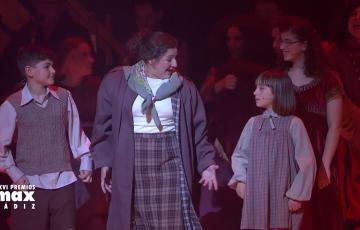 Inicio de la Gala de los Premios Max celebrada este año en el Gran Teatro Falla 