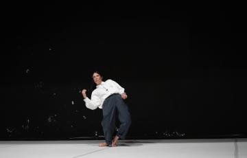 La bailarina MArta Ciapinna en la Sala Central Lechera 