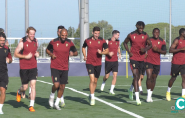 Javi Hernández ha efectuado su primera sesión de entrenamiento como jugador del Cádiz CF