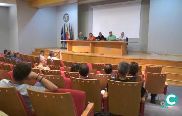 La reunión ha tenido lugar, este viernes, en el salón de actos del edificio Heracles en la Zona Franca.
