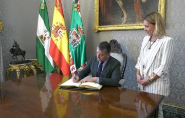 Antonio Sanz sobre Valcárcel: "El convenio puede ser firmado de manera inminente"