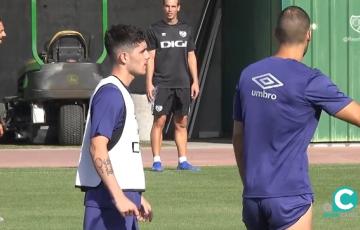 Sergio Camello en un entrenamiento de la pasada temporada con el Rayo Vallecano