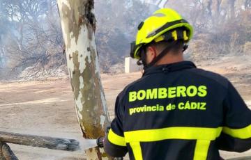 Bomberos ya se encuentran actuando en la zona