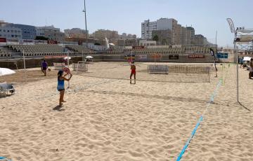 La playa Victoria ha acogido este evento nacional