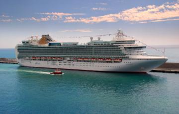 El muelle acoge al crucero “Ventura” con 3.356 pasajeros