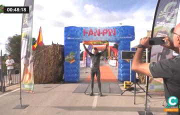 Cristian López, ganador de Fan Pin Race, en su llegada a la meta. 