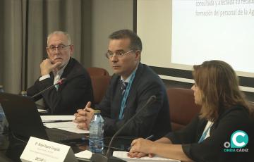 El encuentro se ha llevado a cabo en el Colegio de Abogados de Cádiz.