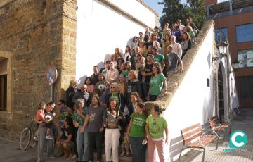 Foto de familia durante el encuentro en las bovedas del CEIP Celestino Mutis 
