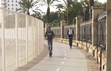 El crecimiento exponencial en el uso de patinetes eléctricos ha dado lugar a crear una ordenanza municipal específica en Cádiz sobre el buen uso de estos VMP