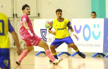 El Virgili cosecha la primera derrota de la temporada ante el Jaén FS B Paraíso Interior.