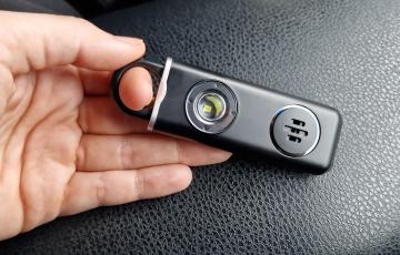 Dispositivo anti agresiones para sanitarios. 