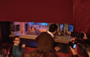 El nacimiento está instalado en la antigua sede del rectorado, en la calle Ancha