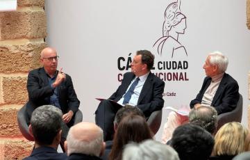 Un momento del debate "45 años de la Constitución: ahora más que nunca", en la Casa de Iberoamérica.
