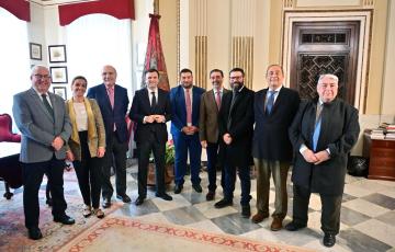 Recepción del pregonero de la Semana Santa de Cádiz en 2024.