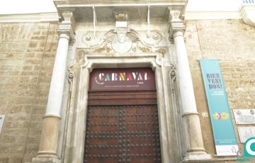 Fachada de la Casa del Carnaval de Cádiz. 