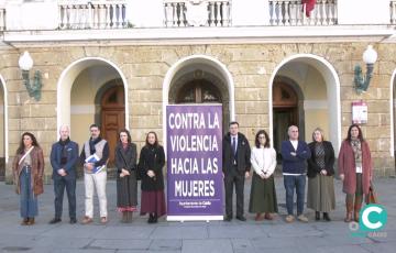 Imagen del minuto de silencio guardado en San Juan de Dios. 