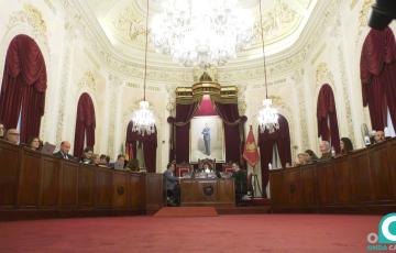 Sesión plenaria municipal del Ayuntamiento de Cádiz. 