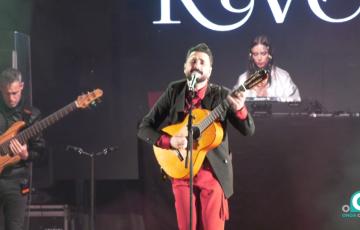 Un momento del concierto de Riki Rivera en la plaza de San Antonio