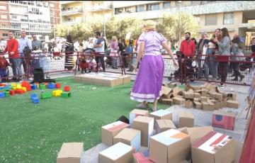 Los niños han disfrutado del Domingo de Piñata con diferentes actividades