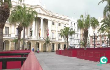 Detalle de los palcos instalados en la plaza de San Juan de Dios