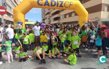 Momento de la carrera solidaria a beneficio de la Asociación Yo Nemalínica.