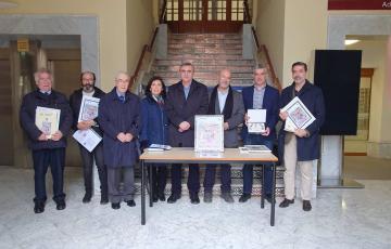 Inauguración de la II Expofil de Semana Santa 2024 en la oficina de Correos