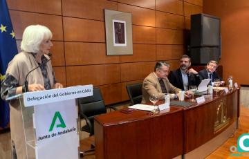 Teófila Martínez, en su intervención en la Autoridad Portuaria de la Bahía de Cádiz.