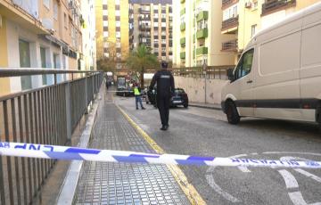 El lugar de los hechos en La Laguna acordonado por la policía