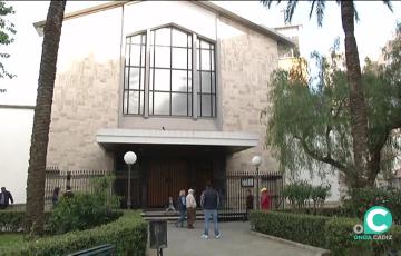 La cofradía planea trasladarse desde la iglesia de San Severiano después de 65 años.