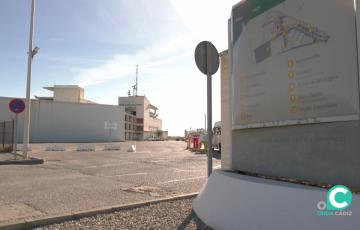 Entrada a las instalaciones naúticas de Puerto América