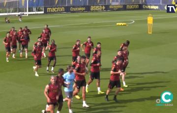 Entrenamiento del equipo amarillo este jueves. 