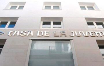 La exposición 'Exploraciones Creativas: Expresiones del Bachillerato Artístico' permanecerá abierta hasta el 21 de mayo. 