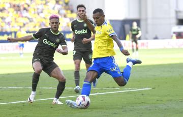 Imagen del partido Cádiz CF-Girona de la ida disputado en la Mirandilla