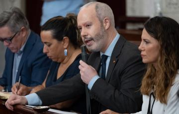 El PSOE critica al Gobierno municipal por haber "destinado el dinero a los bancos y no a inversión".