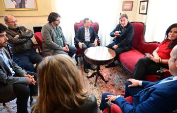 El Ayuntamiento y el Instituto Cervantes mantienen su compromiso de colaboración cultural que garantiza la presencia de Cádiz en el Congreso de la Lengua de Perú.