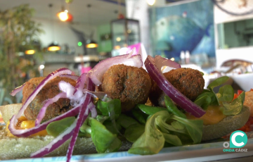 El “Crocata” gaditano, aspirante a ser el mejor bocadillo a nivel nacional