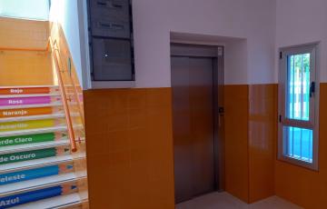 Interior del centro donde se han desarrollado obras de accesibilidad.