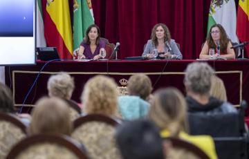 La diputada Susana Sánchez en el Consejo provincial de igualdad.