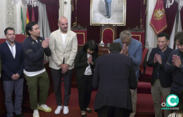 El gaditano Carlos Coello busca en su tierra su quinto título mundial de muay thai este fin de semana. 