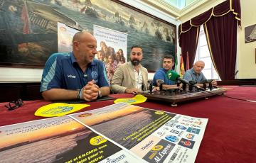 Un momento del acto de presentación de la prueba en el Ayuntamiento