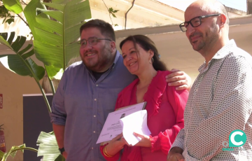 La emisora gaditana Onda Cero Radio ha sido reconocidos por su difusión cultural.