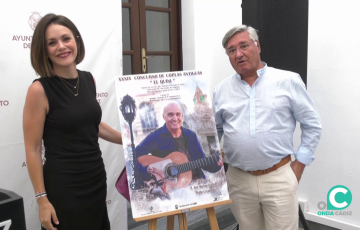 Momento de presentación del cartel.