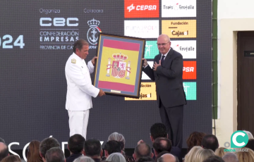 Uno de los reconocimiento de la velada 