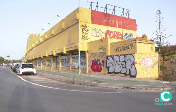 Aspecto actual del que fuera el histórico Hiper Cádiz a la entrada de la ciudad