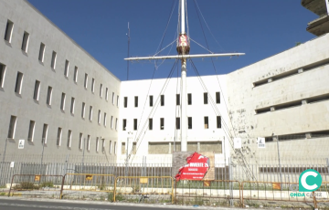 Imagen de la fachada del antiguo centro de enseñanzas naúticas