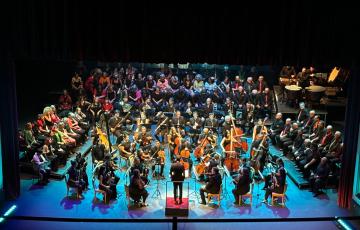 Éxito de público en el Gran Teatro Falla para ver el espectáculo lírico