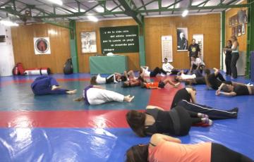 La defensa personal como herramienta de transformación social para la mujer.